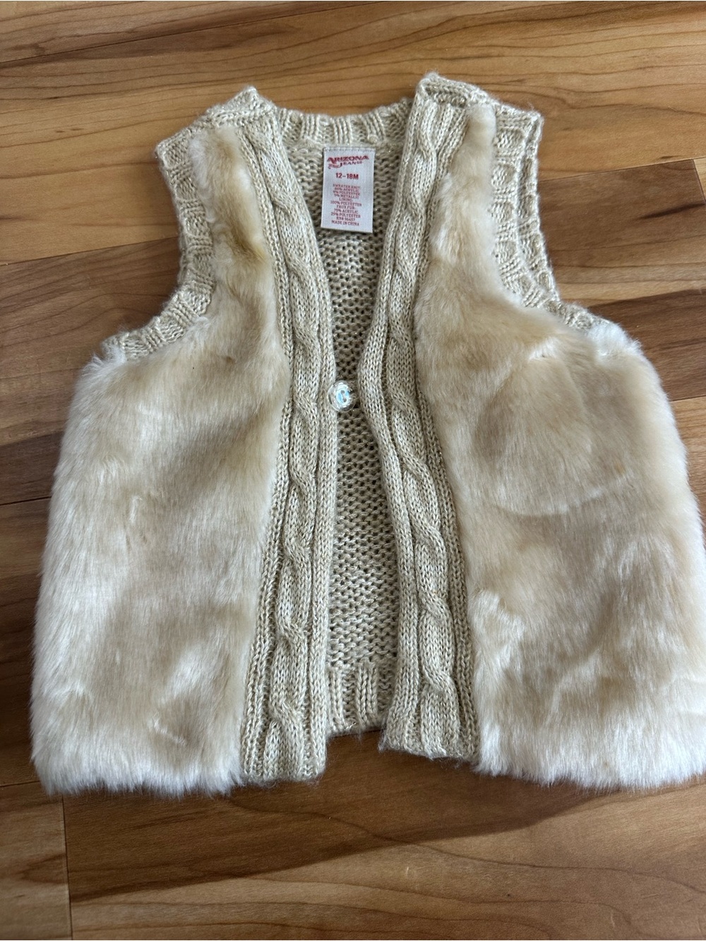 Arizona Jean Company Cream Cable Knit Sweater Vest